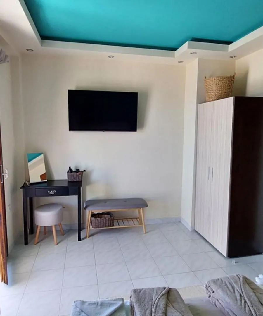 Artemis Apartments Тюркоазна Гледка Към Морето Polychrono